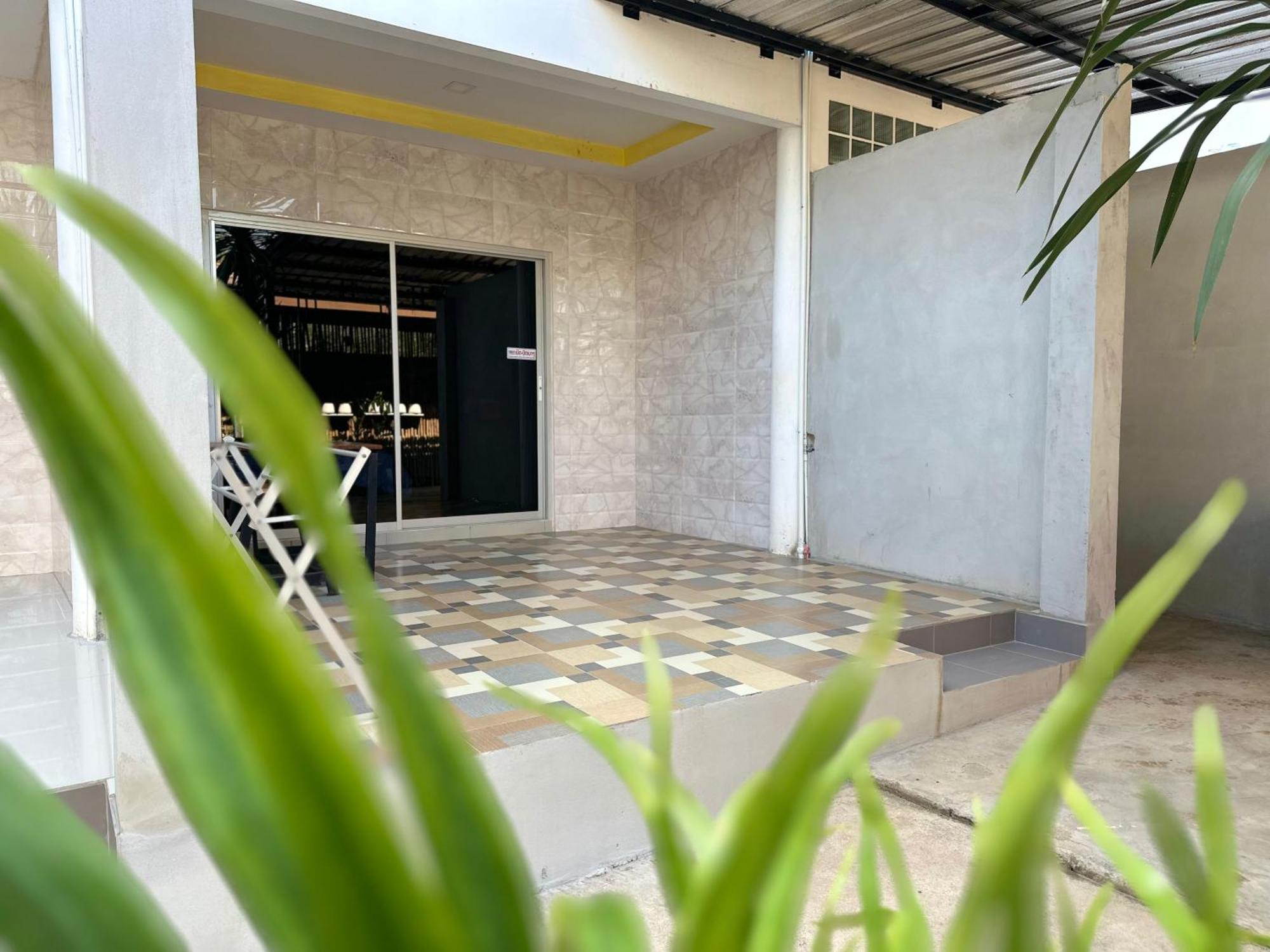 Jingle Bells Resort Ko Lan Bagian luar foto