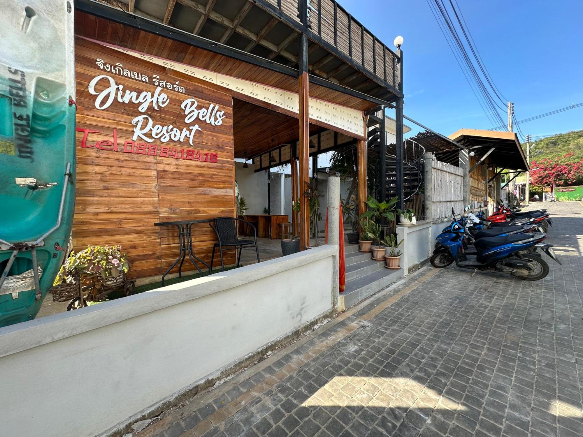 Jingle Bells Resort Ko Lan Bagian luar foto